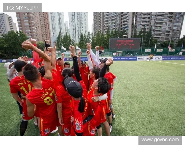 深圳飞盘队实力大变革引发热议助力飞盘运动蓬勃发展