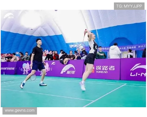 重庆羽毛球队战术创新引发热议助力竞技水平提升