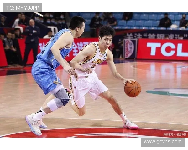 CBA广州对阵北京精彩直播视频回放与赛后分析全记录 CBA广州对阵北京精彩直播视频回放与赛后分析全记录